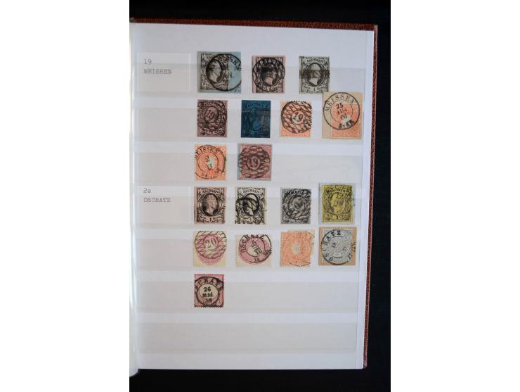 NUMMERN- UND ORTSSTEMPEL: Sehr schöne Sammlung mit ingesamt ca. 1700 Marken und Briefstücken in 7 kleinen Steckbüchern; gesam