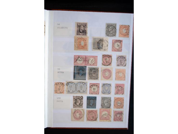NUMMERN- UND ORTSSTEMPEL: Sehr schöne Sammlung mit ingesamt ca. 1700 Marken und Briefstücken in 7 kleinen Steckbüchern; gesam