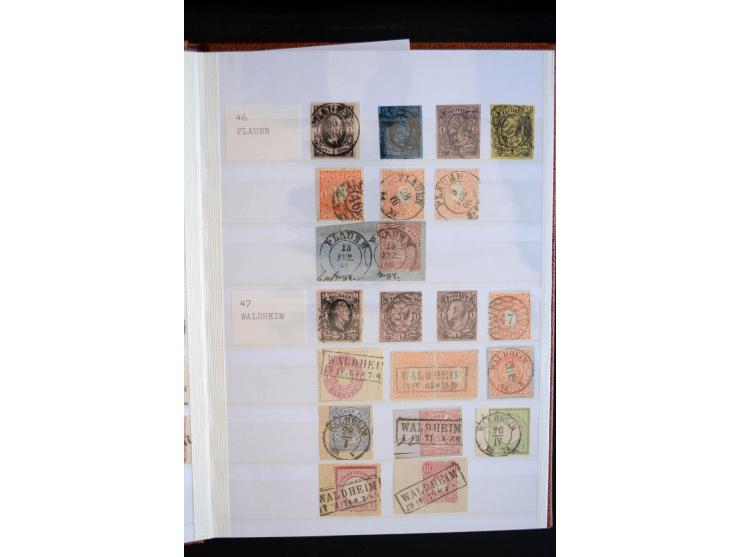 NUMMERN- UND ORTSSTEMPEL: Sehr schöne Sammlung mit ingesamt ca. 1700 Marken und Briefstücken in 7 kleinen Steckbüchern; gesam
