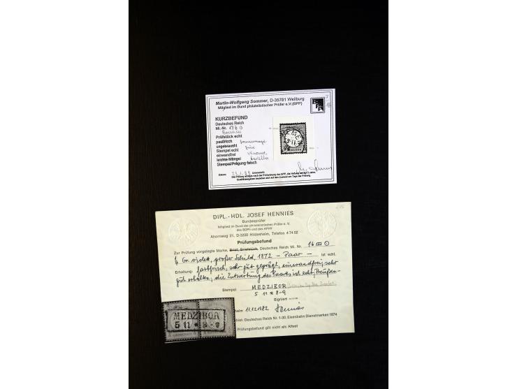 1872/75, Brustschilde-Sammlung mit ca. 300 Einzelmarken/Briefstücken, über 30 Paaren, 5 Dreierstreifen und 6 Viererblocks/-st