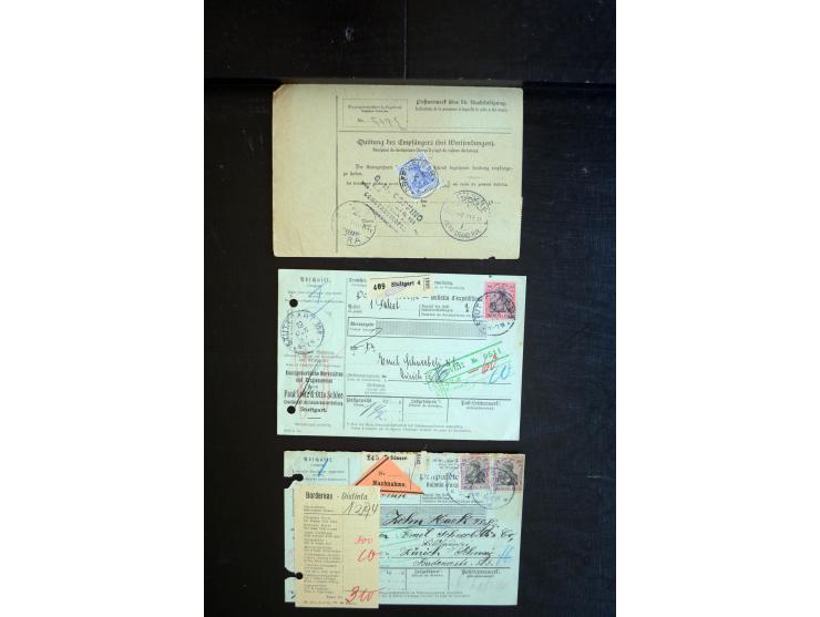 1895/33, über 150 Auslandspaketkarten mit Schwerpunkt Germania und Weimar, dabei viele verschiedene Frankaturen, interessante