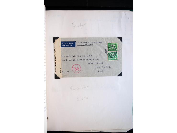 1940/45, kleine Sammlung mit ca. 170 Zensurpost-Briefen und Karten auf Albenblättern, dabei bessere Stempel, Frankaturen und 