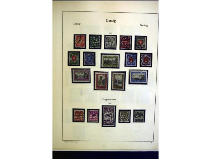 1920/39, ungebrauchte und gestempelte Sammlung mit einigen besseren, dabei u.a. Mi.-Nr. 32-33 und 39 ungebraucht, teils sign.