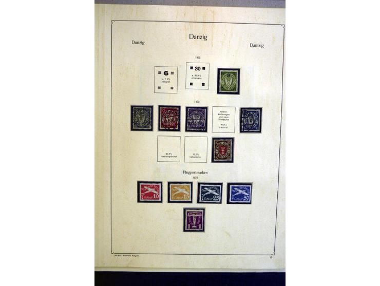 1920/39, ungebrauchte und gestempelte Sammlung mit einigen besseren, dabei u.a. Mi.-Nr. 32-33 und 39 ungebraucht, teils sign.