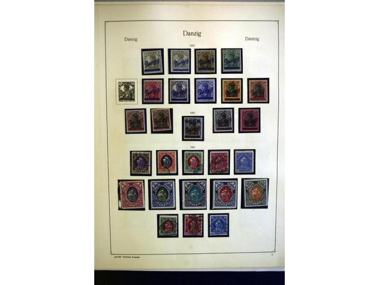 1920/39, ungebrauchte und gestempelte Sammlung mit einigen besseren, dabei u.a. Mi.-Nr. 32-33 und 39 ungebraucht, teils sign.