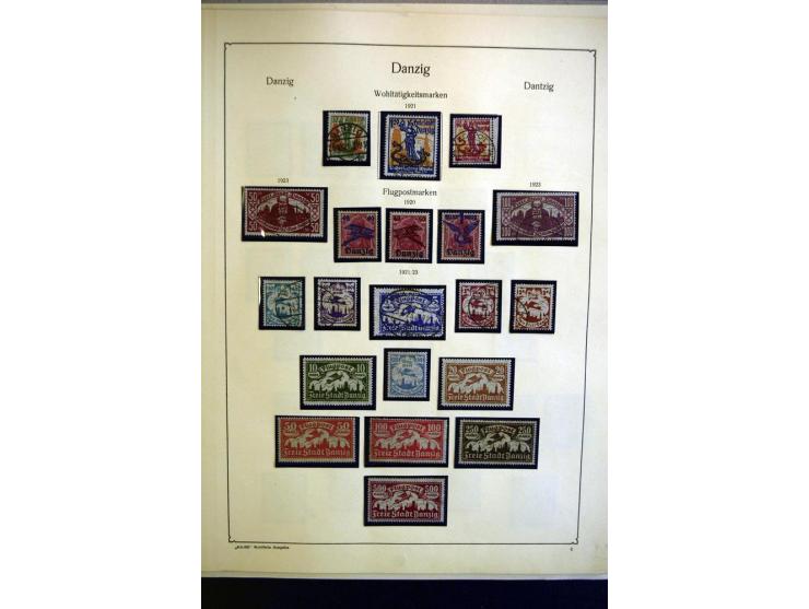 1920/39, ungebrauchte und gestempelte Sammlung mit einigen besseren, dabei u.a. Mi.-Nr. 32-33 und 39 ungebraucht, teils sign.