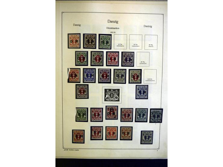 1920/39, ungebrauchte und gestempelte Sammlung mit einigen besseren, dabei u.a. Mi.-Nr. 32-33 und 39 ungebraucht, teils sign.