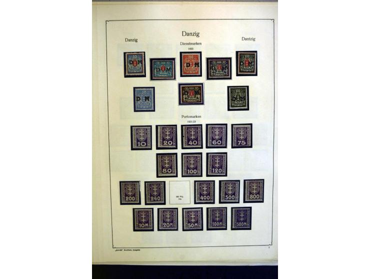 1920/39, ungebrauchte und gestempelte Sammlung mit einigen besseren, dabei u.a. Mi.-Nr. 32-33 und 39 ungebraucht, teils sign.