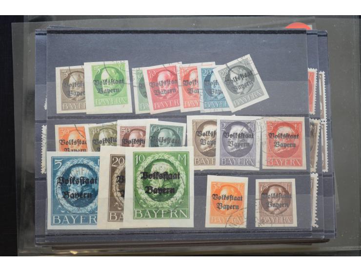 1870/1950 (ca.), kleine Partie, meist auf Steckkarten, dabei besseres Material wie DR Bl.1 auf Brief, Stände in 4er-Blocks, 1