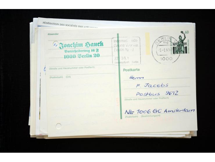 1945/50 (ca.), einige hundert Briefe, Karten und Ganzsachen mit sehr vielen besseren Verwendungen und Besonderheiten, dabei u