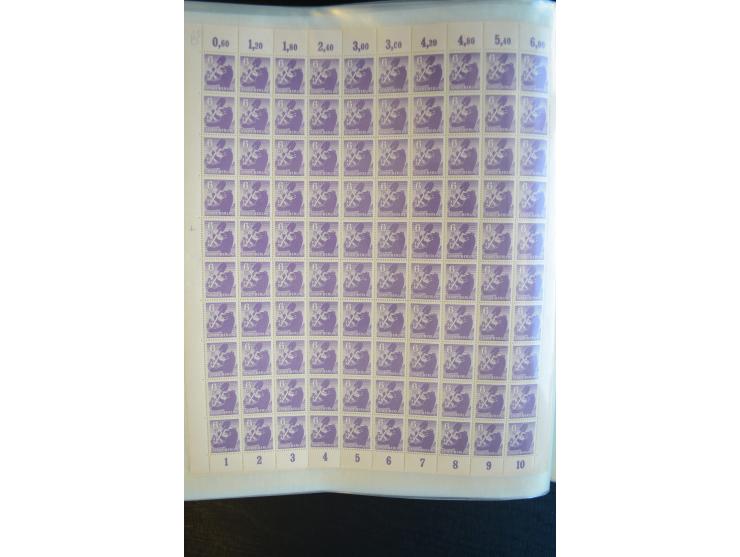 1945, umfangreicher Bogen-Posten mit ca. 650 Stück in unterschiedlichen Mengen von ca. 60 bis 140 Stück, dabei verschiedene P