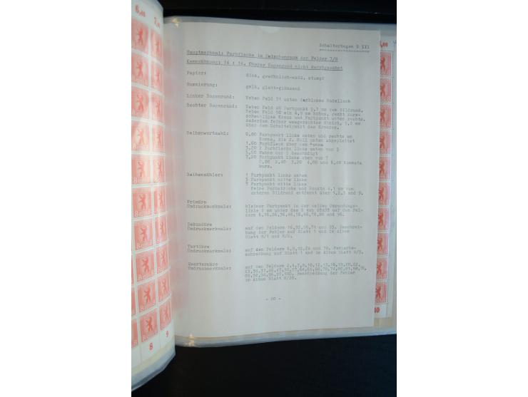 1945, umfangreicher Bogen-Posten mit ca. 650 Stück in unterschiedlichen Mengen von ca. 60 bis 140 Stück, dabei verschiedene P