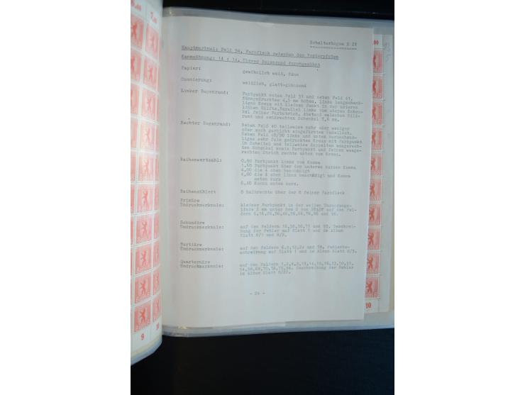 1945, umfangreicher Bogen-Posten mit ca. 650 Stück in unterschiedlichen Mengen von ca. 60 bis 140 Stück, dabei verschiedene P