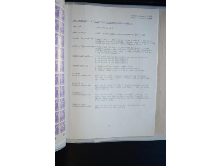 1945, umfangreicher Bogen-Posten mit ca. 650 Stück in unterschiedlichen Mengen von ca. 60 bis 140 Stück, dabei verschiedene P