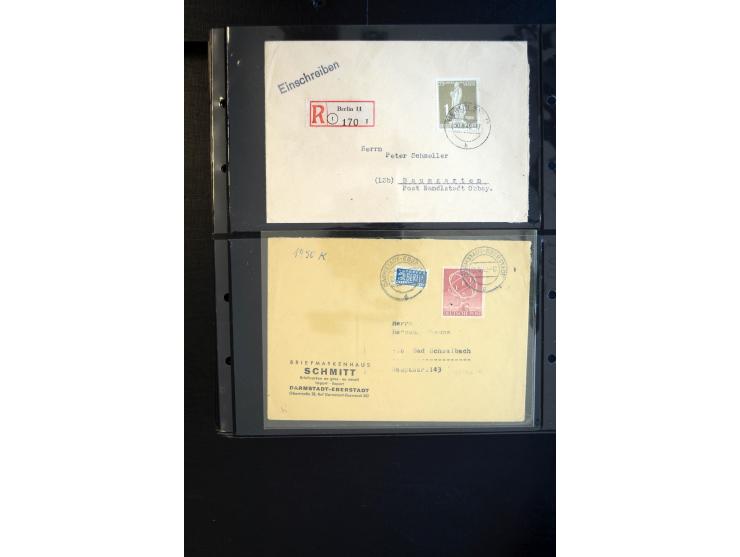 1948/60 (ca.), interessante Sammlung ab Vorläufer-Ausgaben mit über 220 Briefen, Karten und vielen Ganzsachen, dabei gute Fra