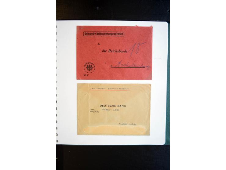 1945, interessanter Sammlung Kurierpost vor der Eröffnung des Interzonen-Postverkehr mit ca. 70 Bank-Briefen aus einer Korres