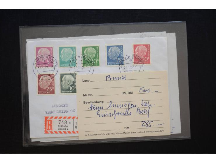 1949/60, postfrische und etwas gestempelte Partie, dabei u.a. Mi.-Nr. 113-15 (14), 116 (11), 117-20 (6), 121-22 (4), 147 (31)
