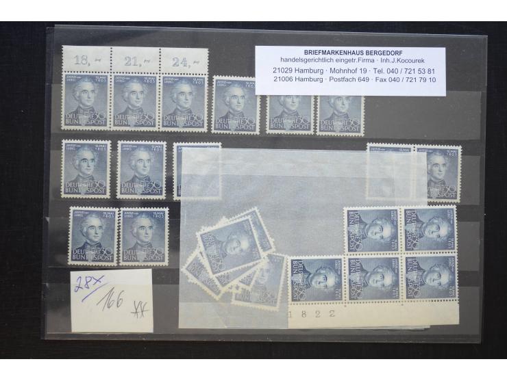 1949/60, postfrische und etwas gestempelte Partie, dabei u.a. Mi.-Nr. 113-15 (14), 116 (11), 117-20 (6), 121-22 (4), 147 (31)