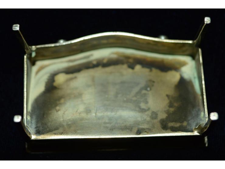 Englisches Silber, Briefmarkendose in der Form eines Schreibtisches, Punzmarken der Firma Arhur & John Zimmerman, Birmingham 