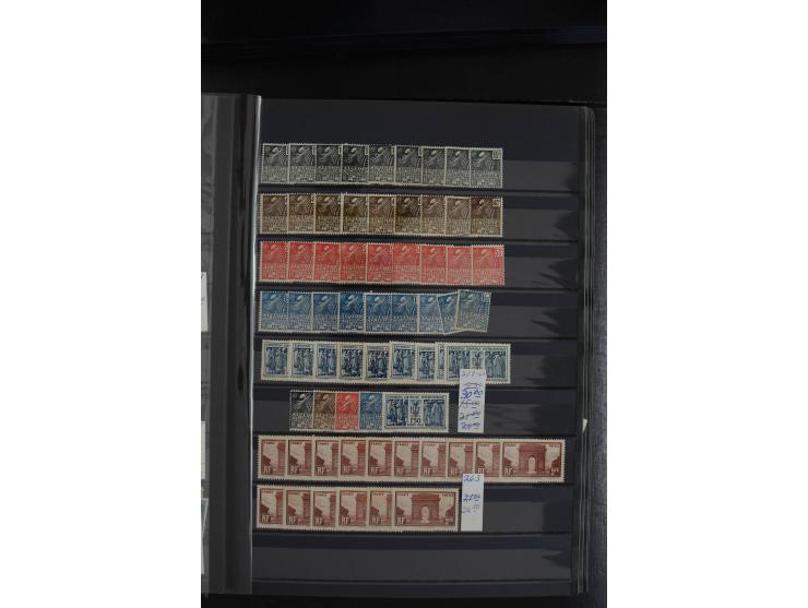 1849/1942, ungebrauchte und postfrische Partie mit vielen besseren Werten, dabei Mi.-Nr. 99, 152(2), Block 2, 239(2), 242(8) 