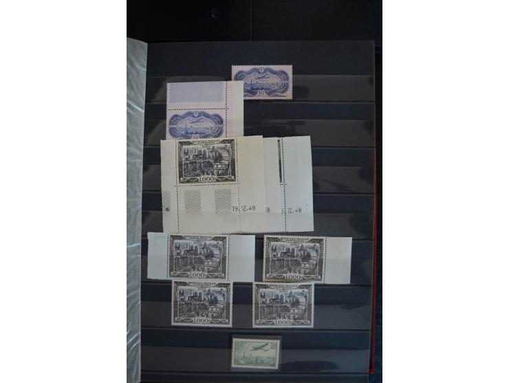 1900/39, sehr hochwertige ungebrauchte und postfrische Lagerpartie, teils in Einheiten, außerdem GC-Papiere, Druckdaten und w