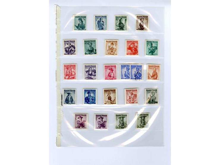 1890/1950 (ca.), Partie auf Albenblättern mit u.a. Mi.-Nr. 156, 177, 530-43U in senkrechten Paaren, 556A, 588, etc., dabei au