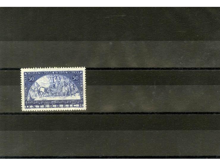 1890/1950 (ca.), Partie auf Albenblättern mit u.a. Mi.-Nr. 156, 177, 530-43U in senkrechten Paaren, 556A, 588, etc., dabei au