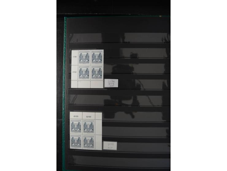 1958/63, Bauwerke 20 g. bis 20 S., kleine postfrische Spezial-Sammlung mit Schwerpunkt bei den Platten-Nummern und Bogenecken