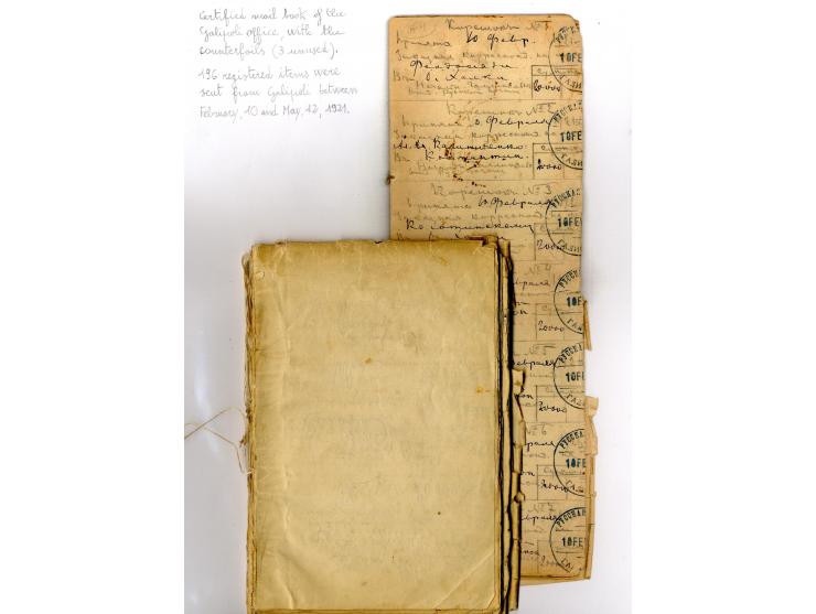 1921, very extensive collection built over the years with a lot of knowledge, housed in 14 self-designed albums. Divided into