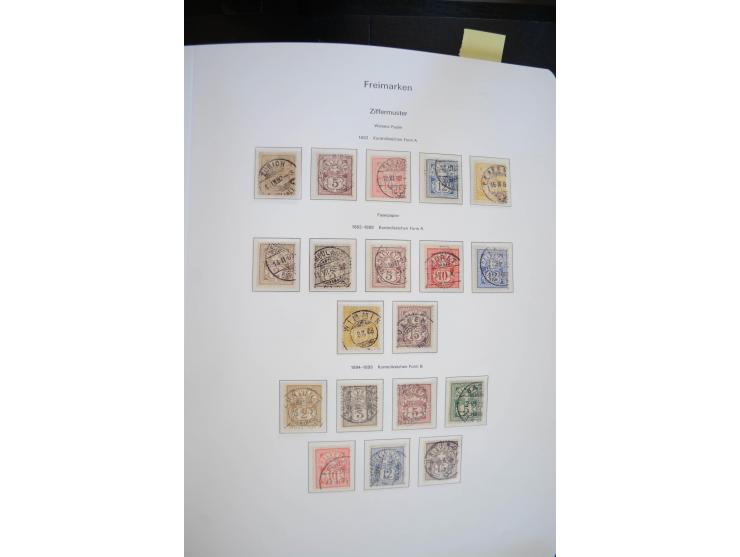1843/1999, in den Hauptnummern überkomplette und teils spezialisierte Sammlung, in 3 in Ziegenleder gebundenen, individuellen