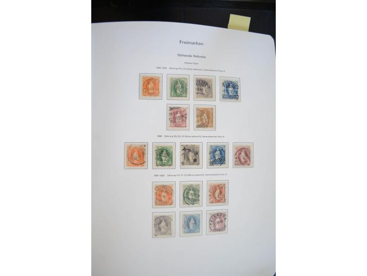 1843/1999, in den Hauptnummern überkomplette und teils spezialisierte Sammlung, in 3 in Ziegenleder gebundenen, individuellen