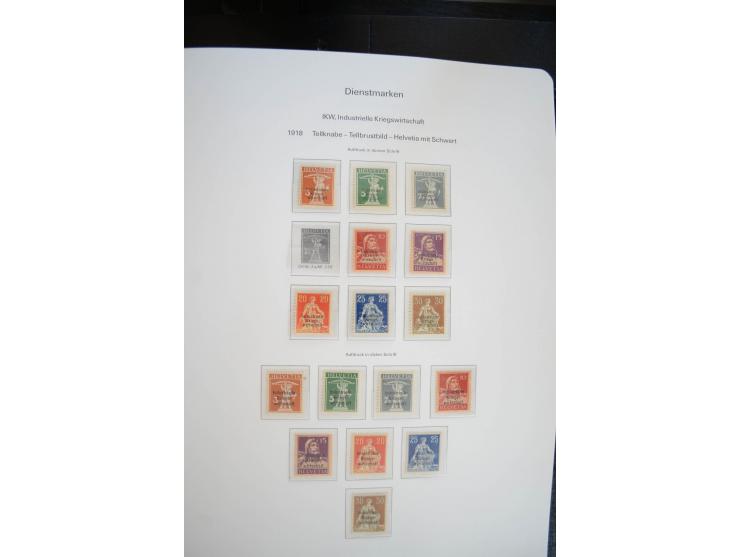 1843/1999, in den Hauptnummern überkomplette und teils spezialisierte Sammlung, in 3 in Ziegenleder gebundenen, individuellen