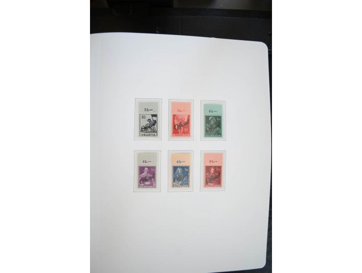 1843/1999, in den Hauptnummern überkomplette und teils spezialisierte Sammlung, in 3 in Ziegenleder gebundenen, individuellen