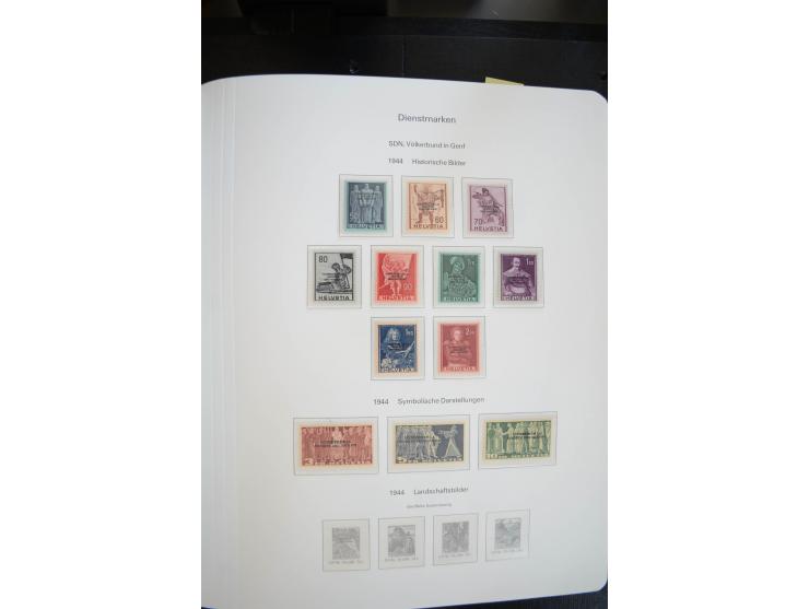 1843/1999, in den Hauptnummern überkomplette und teils spezialisierte Sammlung, in 3 in Ziegenleder gebundenen, individuellen