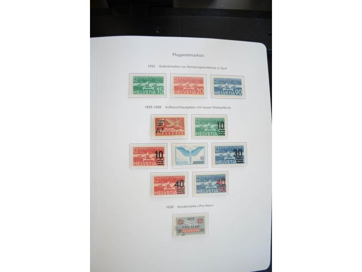1843/1999, in den Hauptnummern überkomplette und teils spezialisierte Sammlung, in 3 in Ziegenleder gebundenen, individuellen
