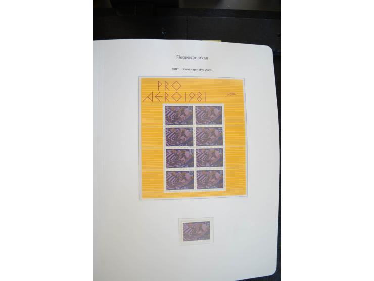 1843/1999, in den Hauptnummern überkomplette und teils spezialisierte Sammlung, in 3 in Ziegenleder gebundenen, individuellen