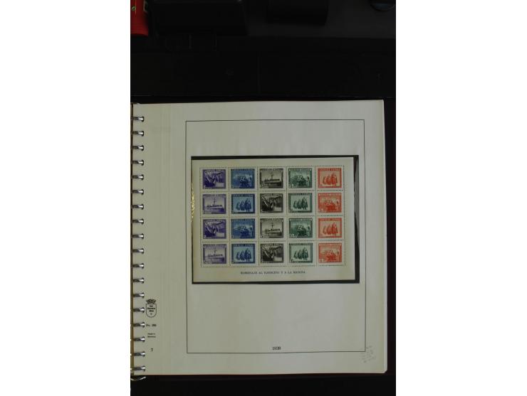 1930/77, postfrische Sammlung mit u.a. Mi.-Nr. 807-10, 828-39, 859-73, 874-83, 948-49, 975-82 (gestempelt), Bl.7-8A+B, 9A+B, 