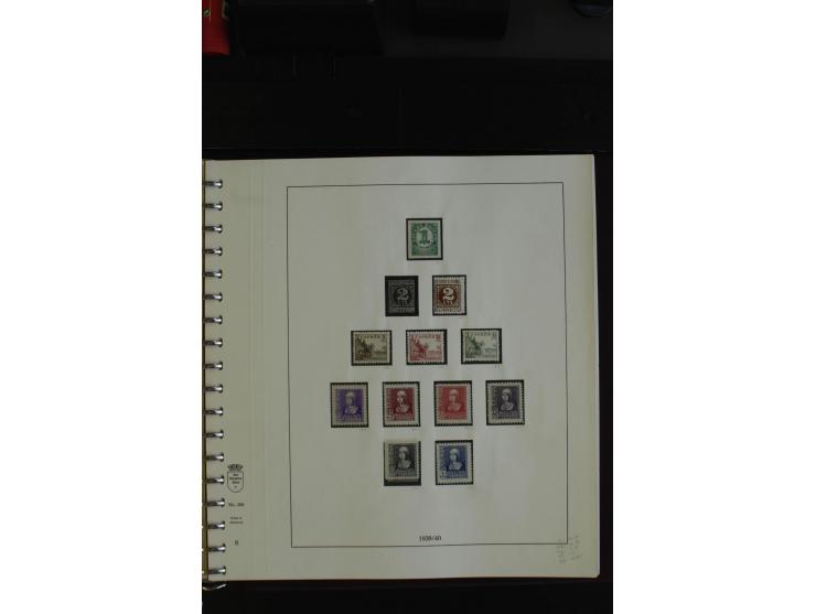 1930/77, postfrische Sammlung mit u.a. Mi.-Nr. 807-10, 828-39, 859-73, 874-83, 948-49, 975-82 (gestempelt), Bl.7-8A+B, 9A+B, 