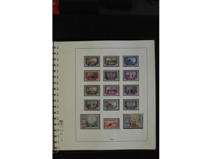 1930/77, postfrische Sammlung mit u.a. Mi.-Nr. 807-10, 828-39, 859-73, 874-83, 948-49, 975-82 (gestempelt), Bl.7-8A+B, 9A+B, 