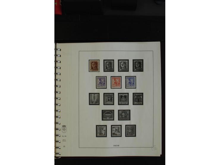 1930/77, postfrische Sammlung mit u.a. Mi.-Nr. 807-10, 828-39, 859-73, 874-83, 948-49, 975-82 (gestempelt), Bl.7-8A+B, 9A+B, 
