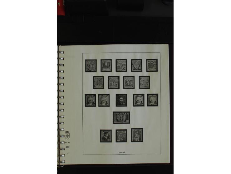 1930/77, postfrische Sammlung mit u.a. Mi.-Nr. 807-10, 828-39, 859-73, 874-83, 948-49, 975-82 (gestempelt), Bl.7-8A+B, 9A+B, 