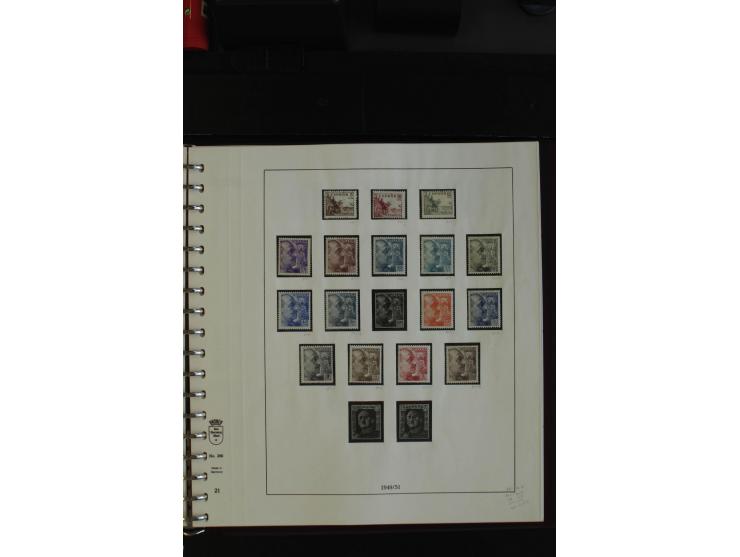 1930/77, postfrische Sammlung mit u.a. Mi.-Nr. 807-10, 828-39, 859-73, 874-83, 948-49, 975-82 (gestempelt), Bl.7-8A+B, 9A+B, 