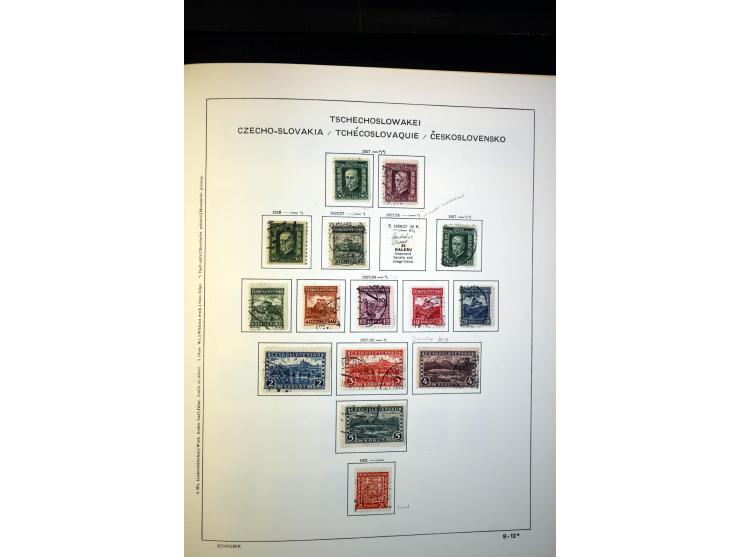 1918/38, interessante ungebrauchte/postfrische und gestempelte Sammlung mit einigen Briefen, spezialisiert nach Zähnungen, Fa