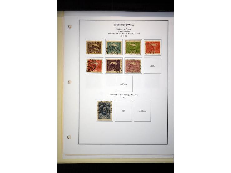 1918/38, interessante ungebrauchte/postfrische und gestempelte Sammlung mit einigen Briefen, spezialisiert nach Zähnungen, Fa