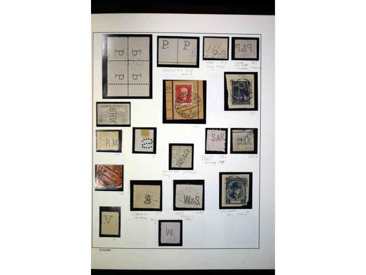 1918/38, interessante ungebrauchte/postfrische und gestempelte Sammlung mit einigen Briefen, spezialisiert nach Zähnungen, Fa