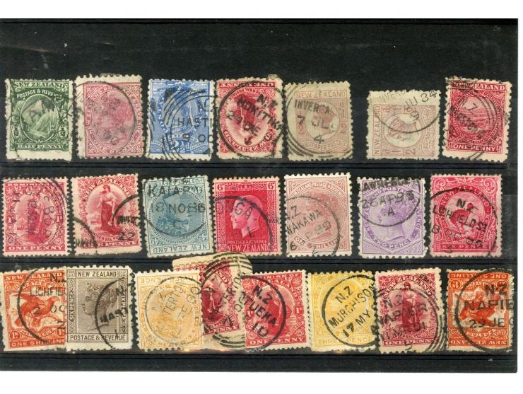 1858/1909 (ca.), Stempel-Zusammenstellung auf ca. 130 Marken, dabei Nummern- und Ortsstempel, ex Sammlung "Frankfurt"