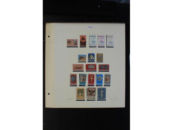 1880/1966, postfrische und gestempelte Sammlung mit u.a. Mi.-Nr. 179-93, Bl.1 etc.