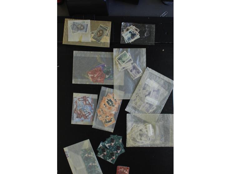 1851/1952 (ca.), postfrischer, ungebrauchter und gestempelter Posten in Tüten und Umschlägen