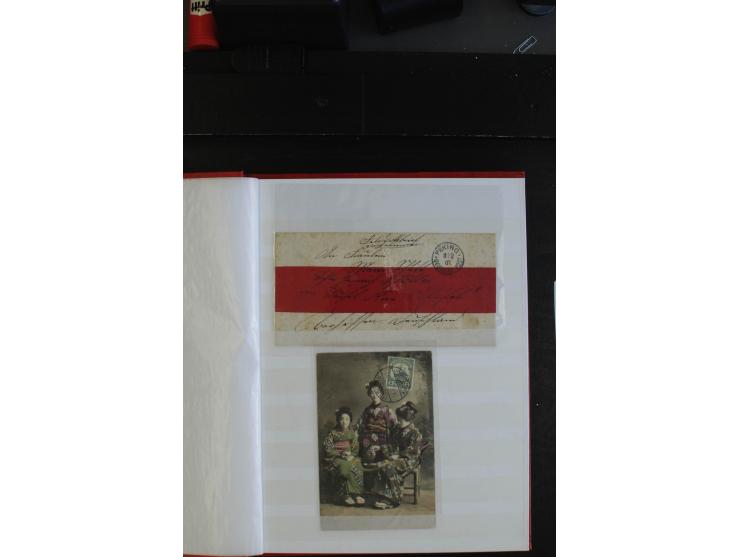 1901/43, 26 Briefe, Karten und Ganzsachen mit viel DP China und Kiautschou mit diversen Stempeln, Ansichtskarten und Feldpost