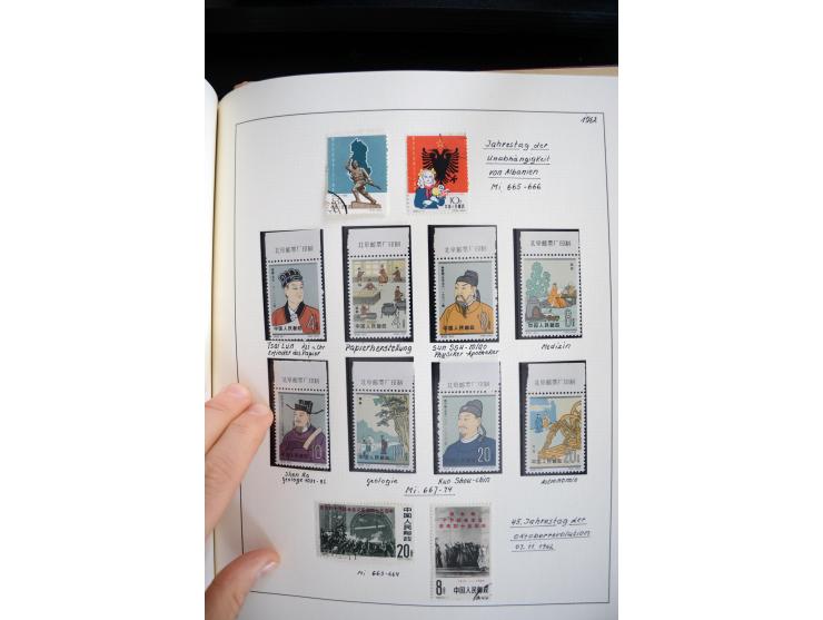 1949/82, postfrische und gestempelte Sammlung mit vielen besseren und kpl. Ausgaben, Blocks und Besonderheiten, dabei u.a. po